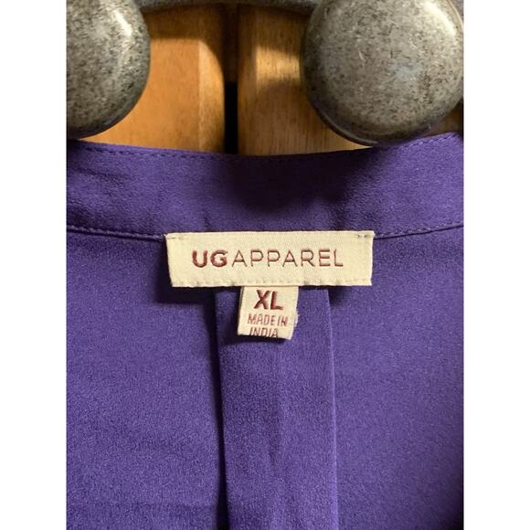 UG Apparel TCU Blouse XL Womens Purple Embroidered White Roll Up Sleeves - Picture 5 of 7